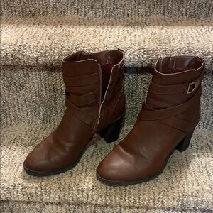 Life Stride Dark Brown Ankle Booties
